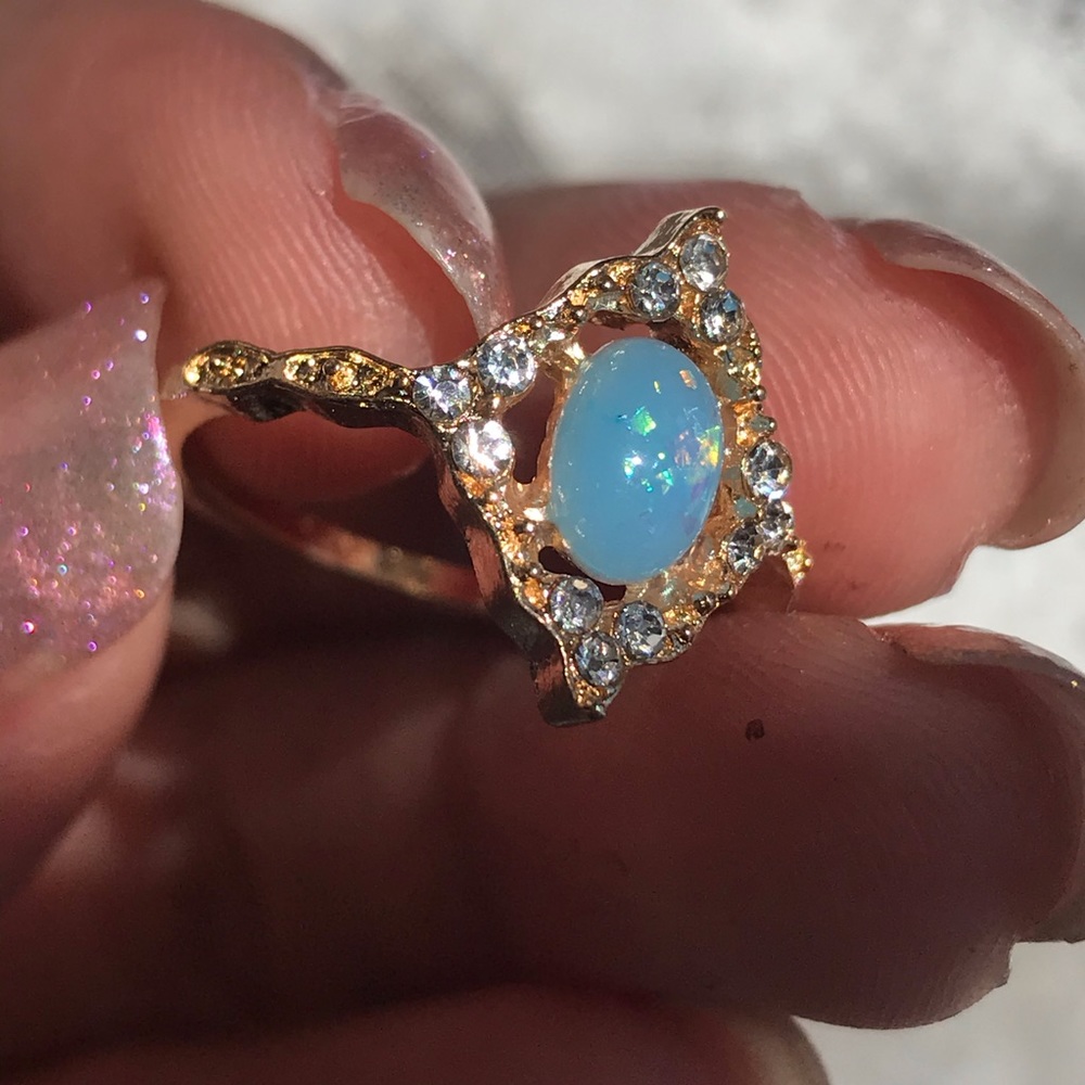 Blue gem ring